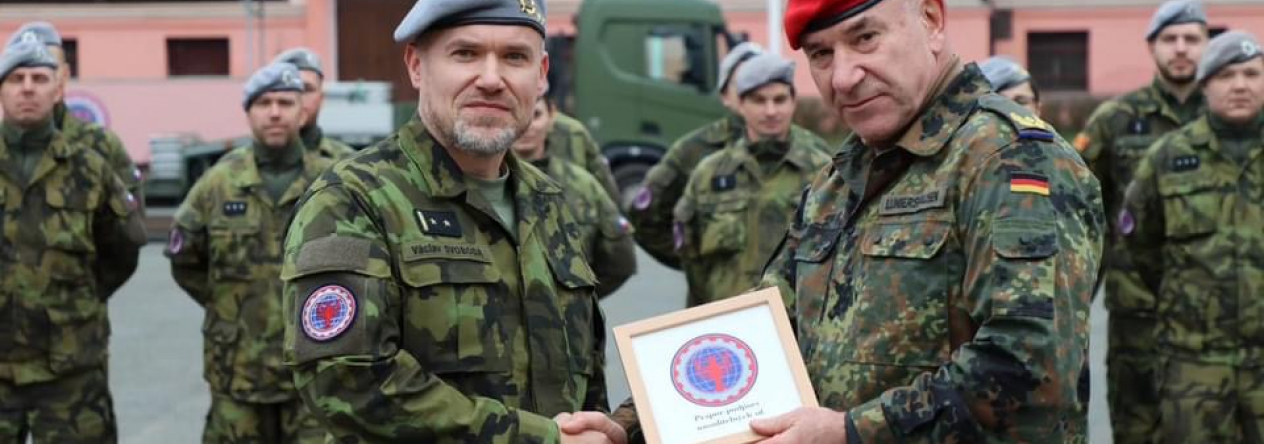 Zástupci Velitelství logistiky německé armády navštívili rakovnickou posádku. 