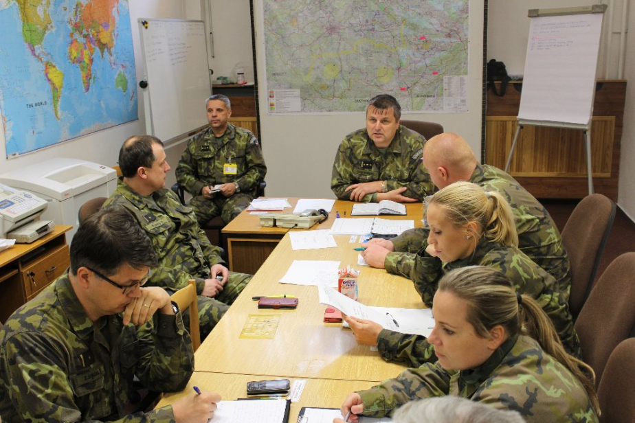 prislusnici_agentury_logistiky_pri_stabnim_nacviku.jpg