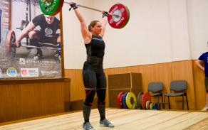 Mistrovství České republiky ve vzpírání Masters 2024 ovládla armádní zbrojařka