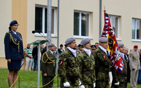 6-laraizerova.jpg