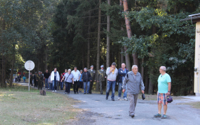 Hosté při ukázce útvaru